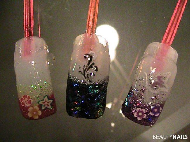 Gelnägel mit Fimo u. Glitzer Mustertips - Das sind meine ersten Versuche. Naja, üben muss ich noch! Achso, Nailart