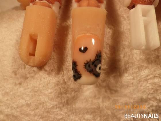 Gelnagel mit Teddybär Mustertips -  Nailart