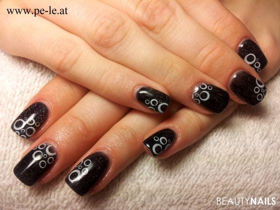 black & white Nageldesign - soak off nails, soak off klar, soak off black, hbnails stamping Nailart