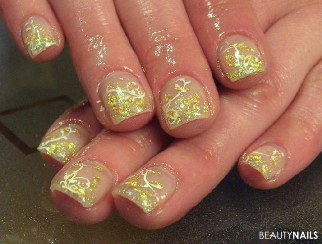 Blattgold Nageldesign - Glitter "Shell" mit Blattgold, Gel von Saremco, Stamping Nailart