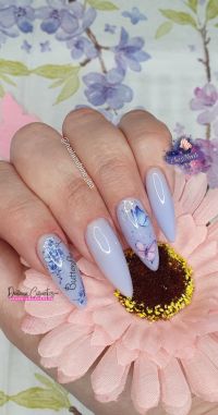 Butterfly Nails Nageldesign