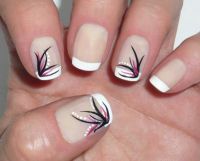 French weiß mit Nailart Nageldesign