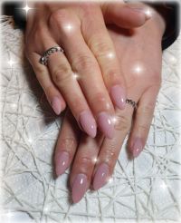 Gelmodellage Mandel in Rosé-Ton - Nailart Nageldesign