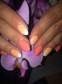 Glitzerverlauf Nägel orange gelb weiss Nageldesign