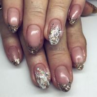 Goldener Zauber Nageldesign