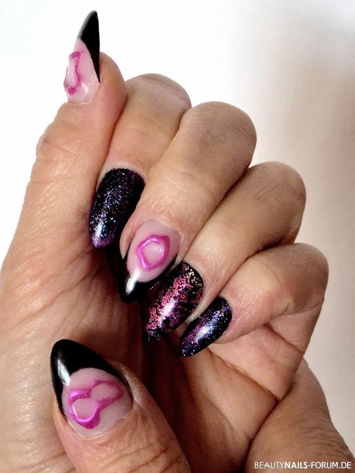 Lila Schwarz und Pink mit 3D Ornament