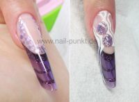 Mandel mit Glas Gel Nageldesign