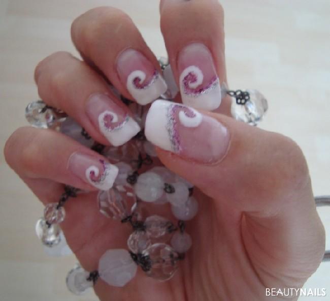 nails wellen Nageldesign - French mal anders Nailart