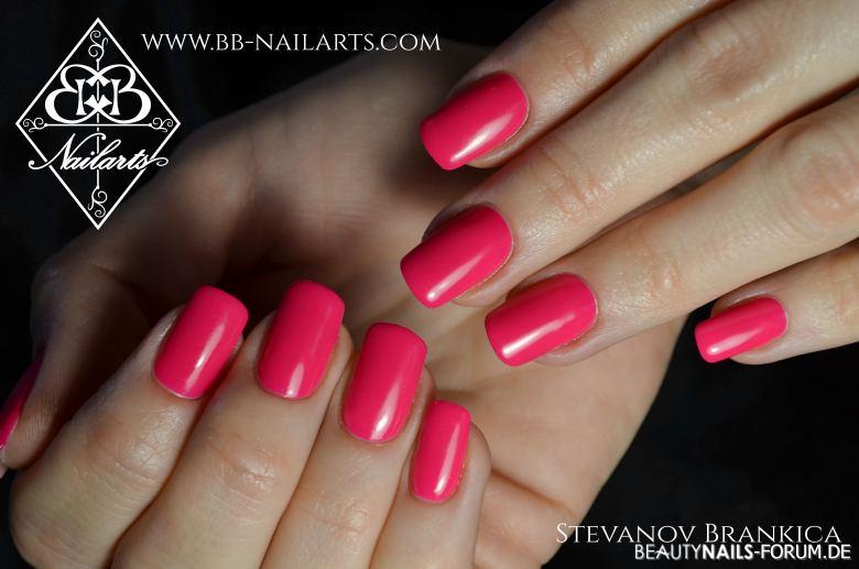 Neon Fullcover klassisches Design Nageldesign pink - Aufbau mit Magnetic Nailart