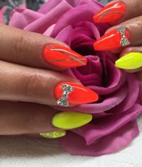 Neon gelb und orange - Ballerina Nägel Nageldesign