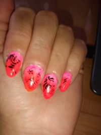 Ombre in Neon mit Stamping Nageldesign