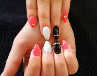 Pink mit Weiss und Schwarz Nageldesign Nageldesign
