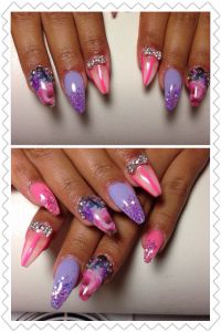 Rosen mit Schleifen Nageldesign