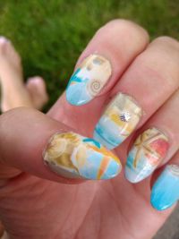 Sommernägel mit Wraps - Muscheln, Seesterne Nageldesign