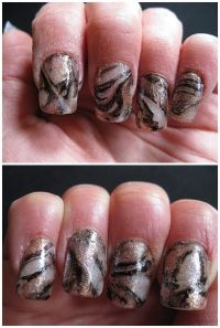 Water Marble Design auf Acryl Nageldesign