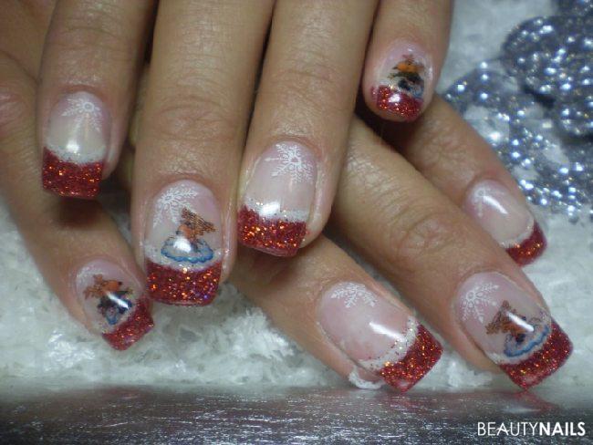 Weihnachten Nageldesign - glitter eingestreut erst weiss dann rot und darauf sind super Nailart