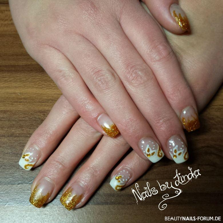 French weiß gold Winter & Weihnachten -  Nailart