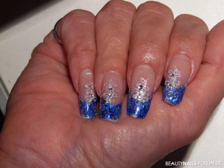 Frostige Nagel Blauer Glitzer Und Silber Winter