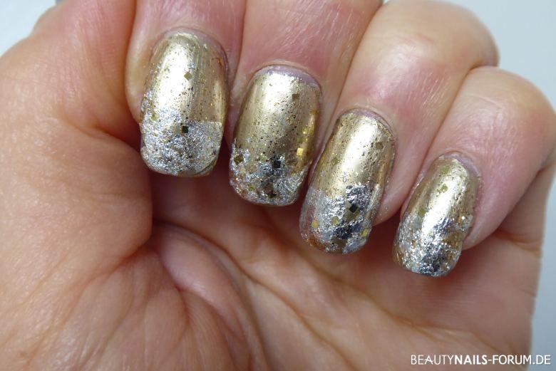 Gold mit Silberfolie Winter & Weihnachten silber gold - NNV mit Gel, goldfarbener Nagellack, Silberfolie in den Nagellack Nailart