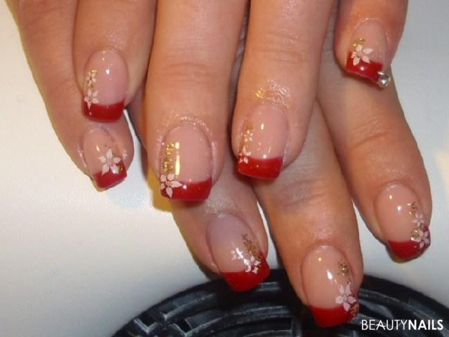 So langsam kommt Weihnachten!! Winter & Weihnachten - Hab mal ein bisschen rumprobiert, hatte leider keine Sternenschablone Nailart