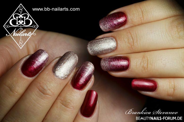 Weihnachtsnägel deluxe rot Winter & Weihnachten rot silber gold - Aufbau mit Magnetic Nailart