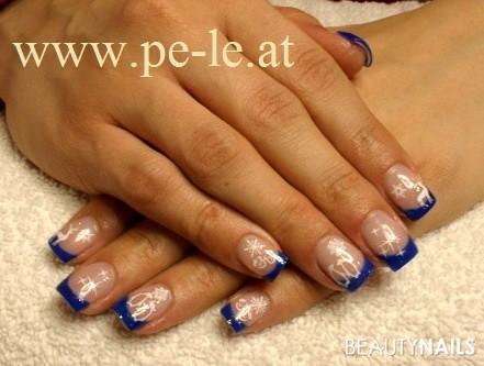 winter Winter & Weihnachten - uv gel klar, french gel dunkel blau, stamping schablone hb01, Nailart