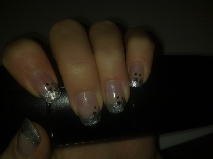  Mein 1. Versuch. silber French mit Sternen in Anfänger Nageldesign