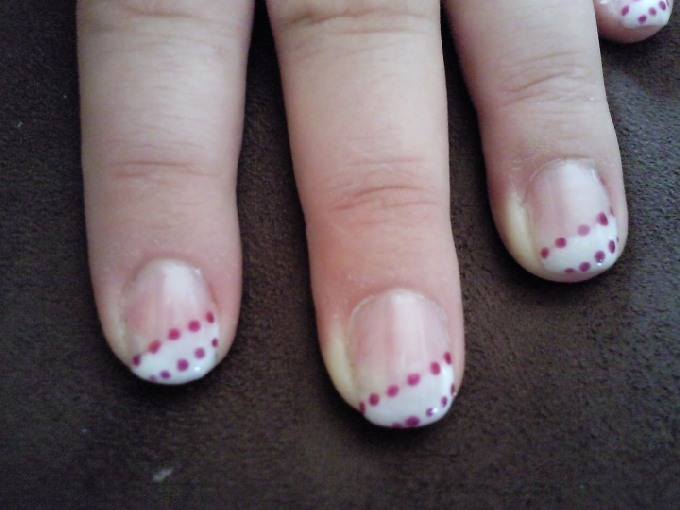  Hallo bitte um Meinungen meiner ersten Nägelchen! in Anfänger Nageldesign