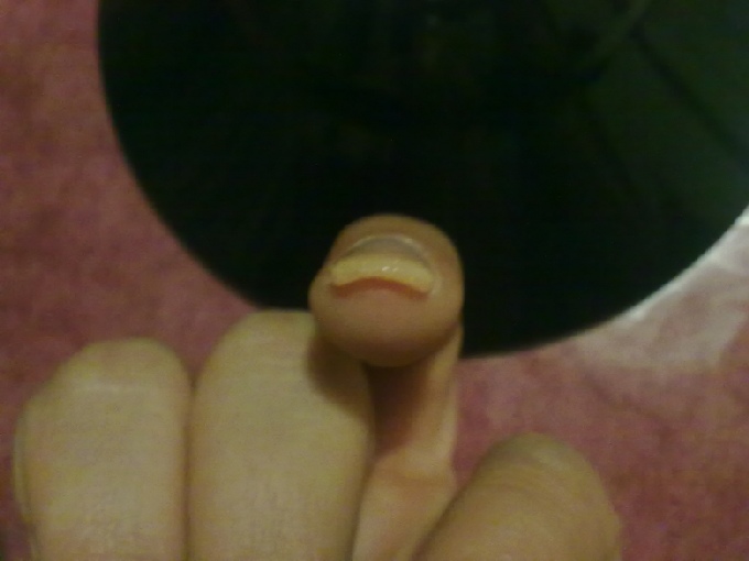  Mein 1. Versuch - bitte um Kritik ! in Anfänger Nageldesign