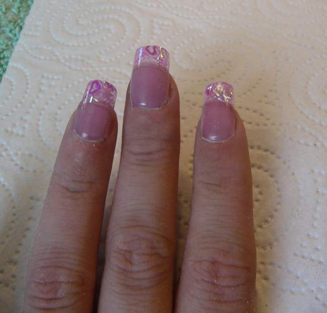 Draufsicht, Clear Design mit Rosa Nagelbett, Clear mit Pinken Glitzerfäden und  1. Acryl mit Poppits / Clear Design in Anfänger Nageldesign