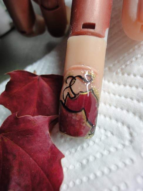 echtes Herbstlaub Gelnägel eine etwas andere Herbst-Version in Anfänger Nageldesign