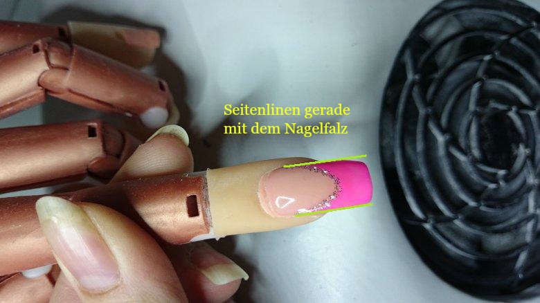 Jenny Draufsicht Rosa Frenchnägel / Aufbau in Anfänger Nageldesign