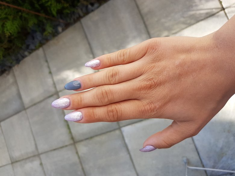 Front Neue Nägel hoffentlich bald die Schulung in Anfänger Nageldesign