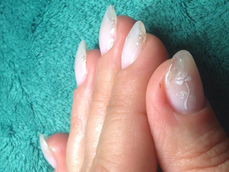 Seitenansicht Schablonenverlängerung mit Gel, bitte um Bewertung in Anfänger Nageldesign