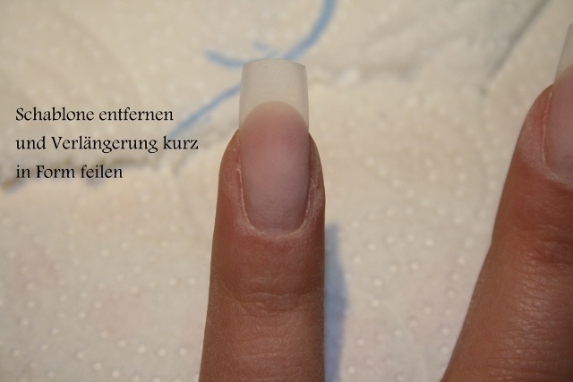 5. Nagelverlängerung Acrylblumen auf Clear Design in Nageldesign