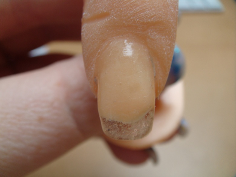 4. Versuch Draufsicht 4. Versuch ohne French. in Anfänger Nageldesign