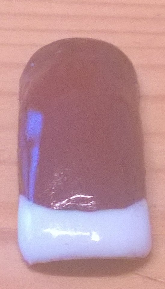 1 Probetip rot-weiss in Anfänger Nageldesign