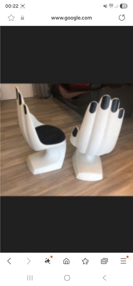 Beispielbild. Ich suche einen Stuhl in Handform in Nagelstudio Zubehör