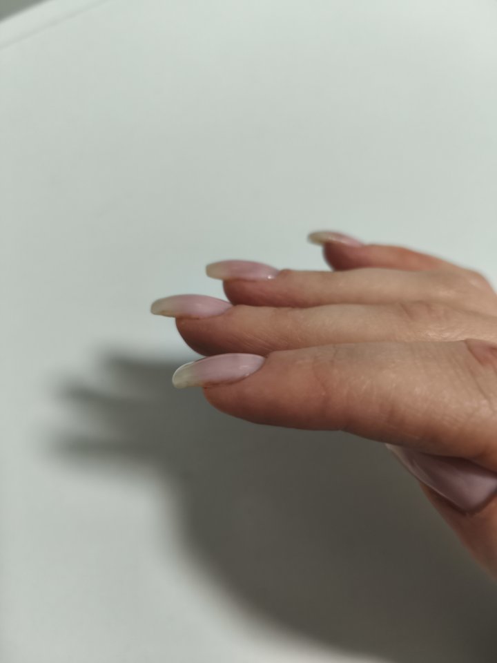 Seitlich Gel auffüllen - Basic in Anfänger Nageldesign