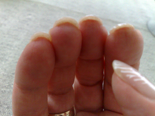 Ohne Tips, komplett neu gemacht. Gelnägel 3 Wochen alt Gelversuche, möchte wissen was alles falsch ist. in Anfänger Nageldesign