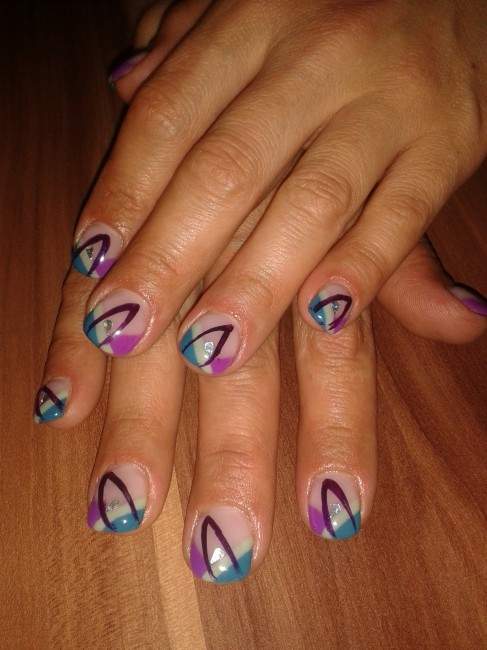 draufsicht neumodellage, schablone, gel, verlängerung acryl in Anfänger Nageldesign