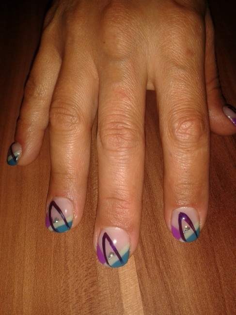 draufsicht neumodellage, schablone, gel, verlängerung acryl in Anfänger Nageldesign