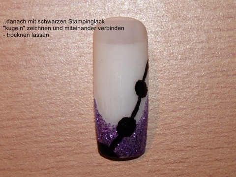 Bild3 Retro-Style verschiedene Anleitungen in Nageldesign