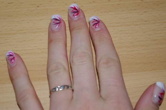 Gelnägel, weißes French - Draufsicht Ein neuer Versuch nach euren Tipps in Anfänger Nageldesign