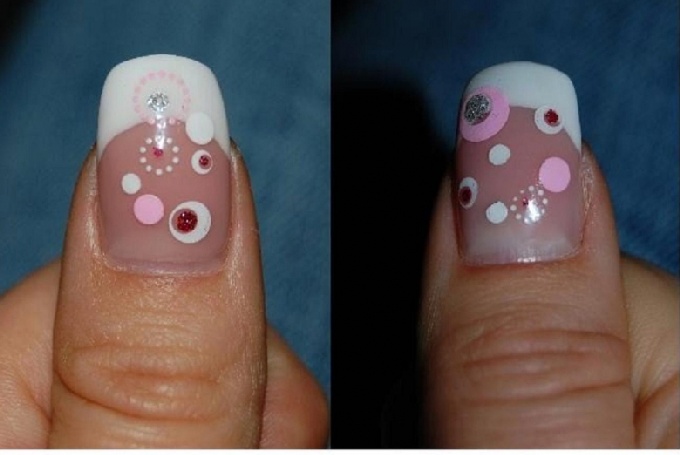 Daumen Starline Gel Modellage in Anfänger Nageldesign