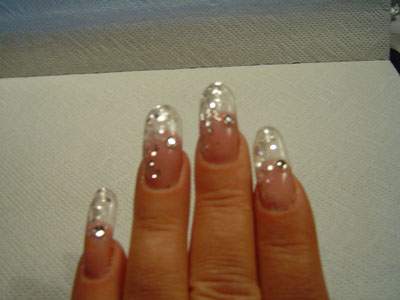 Draufsicht Das erst mal mit schablone. in Anfänger Nageldesign