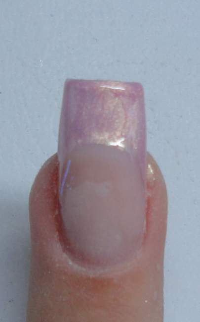 French mit dem Farbgel 117 von Saremco gestalten, aushärten Naildesign Anleitung zum selbst nachmachen / Bewertung in Nageldesign