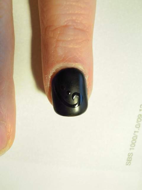 Fullcover Schwarz Matt, Draufsicht Schablonenverlängerung, Full Cover, Schwarz Matt in Anfänger Nageldesign