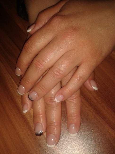 gelnägel mit french 1. refill und designwechsel bei meinem model in Anfänger Nageldesign