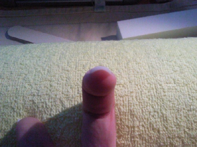 hier der Zeigefinger Meine ersten mit Schablone in Anfänger Nageldesign